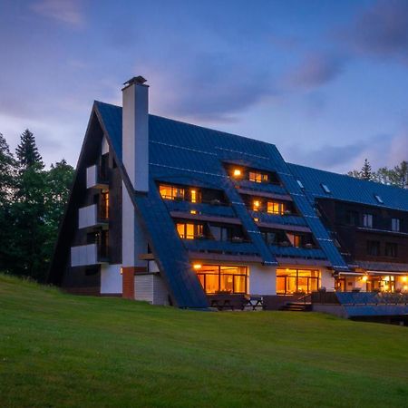 Wellness Hotel Sedy Vlk Harrachov Exterior foto